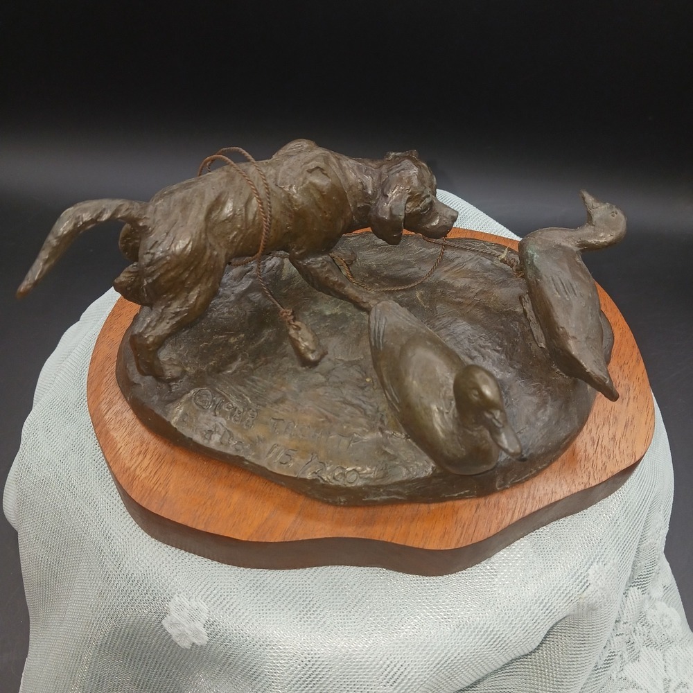 T.R. Chytka Bird Dog w Duck Decoys Hand Made Bronze Sculpture Wood Base #115/200